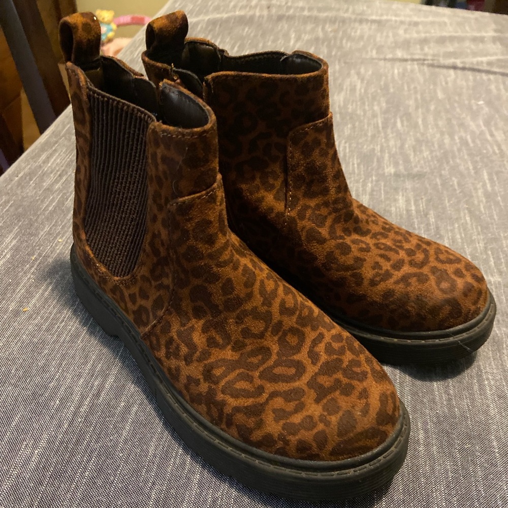 Girls ankle boots